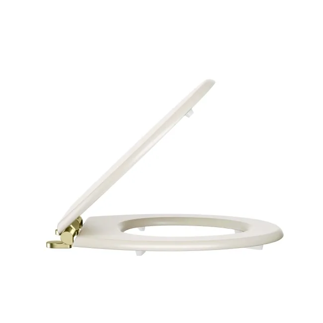 Hudson Traditional Chalk White Wooden Soft Close Seat with Brushed Brass Hinges