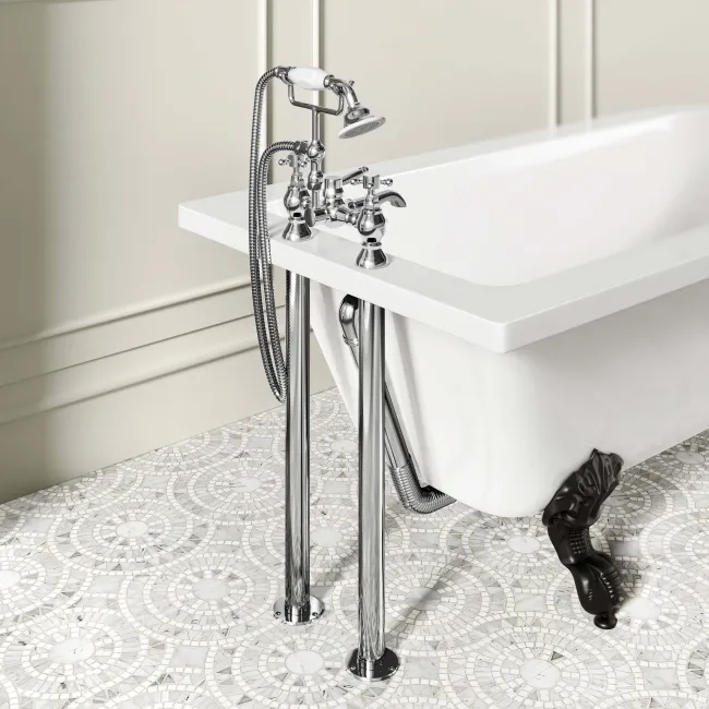 Abingdon 1700mm Single Ended Roll Top Bath - Black Ball Feet