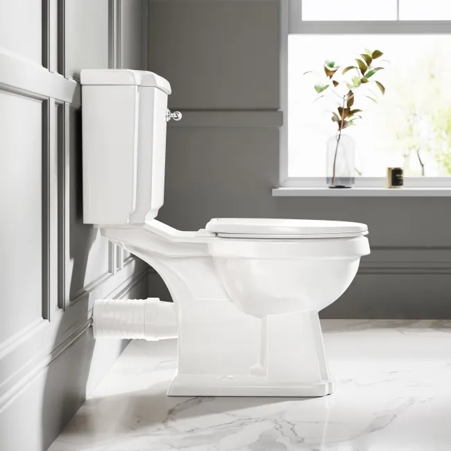 Hudson Traditional Close Coupled Toilet With Soft Close Seat