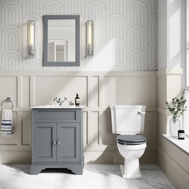 Hudson Traditional Close Coupled Toilet With Dove Grey Wooden Seat