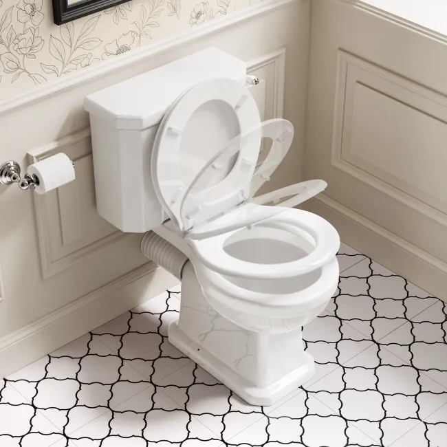 Enid Traditional Close Coupled Toilet With Gloss White Wooden Seat & Pedestal Basin - Single Tap Hole