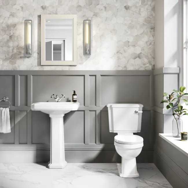 Hudson Traditional Close Coupled Toilet & Pedestal Basin Set - Single Tap Hole