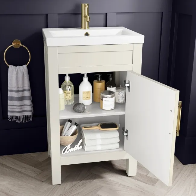 Bermuda Chalk White Basin Vanity 500mm - Brass Knurled Handles