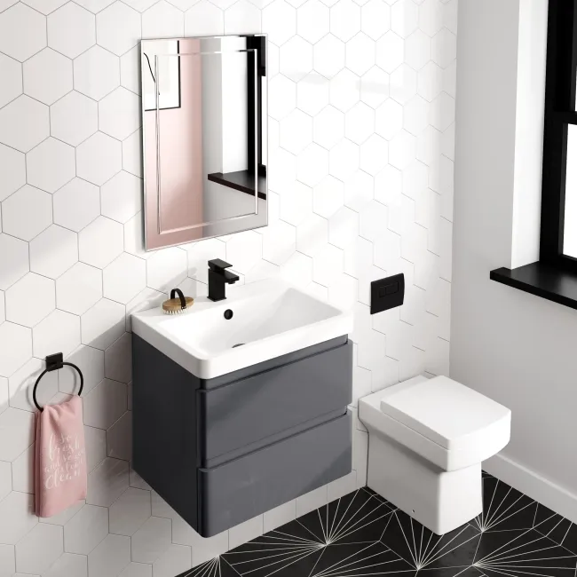 Abbie Silver Mirror 700x500mm