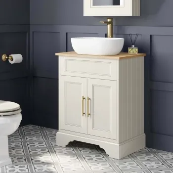 Lucia Chalk White Vanity with Oak Effect Top & Curved Counter Top Basin 640mm - Brass Knurled Handles