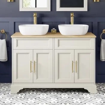 Lucia Chalk White Double Vanity with Oak Effect Top & Curved Counter Top Basin 1200mm - Brass Knurled Handles