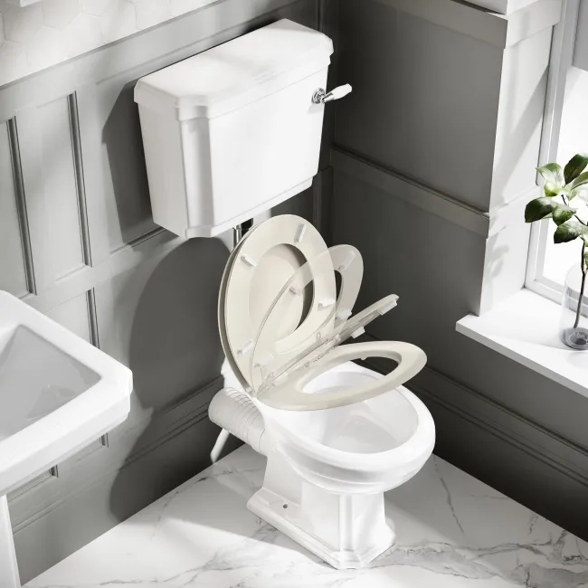 Hudson Traditional Low-Level Toilet With Chalk White Seat & Pedestal Basin - Double Tap Hole