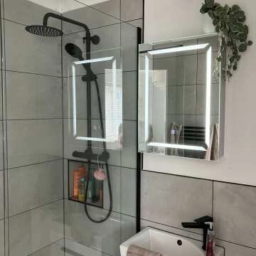 Haisley Illuminated LED Mirror Cabinet With BLUETOOTH Speaker 700x500mm