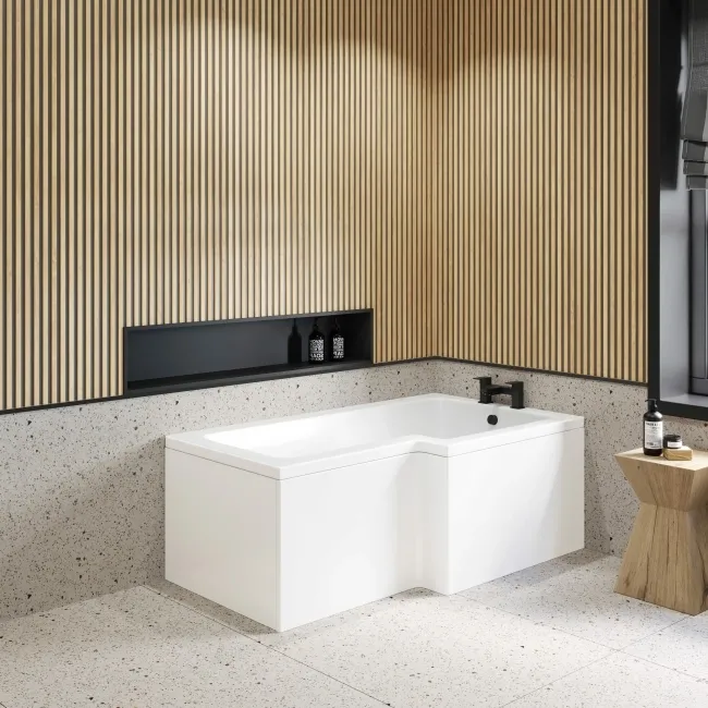 L Shaped 1600 Shower Bath - Right Handed