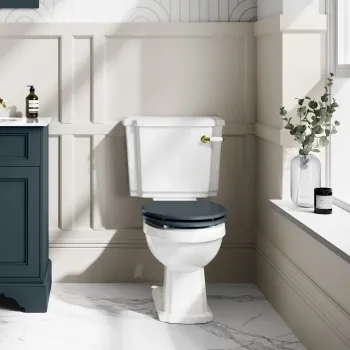 Hudson Traditional Close Coupled Toilet With Inky Blue Wooden Seat - Brushed Brass Lever