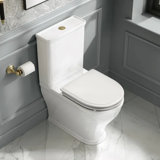 Kansas Traditional Cotton White Wooden Soft Close Seat with Brushed Brass Hinges