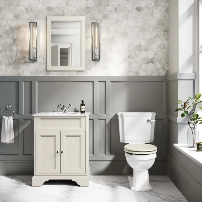 Chalk White Bathroom Mirror 700x500mm