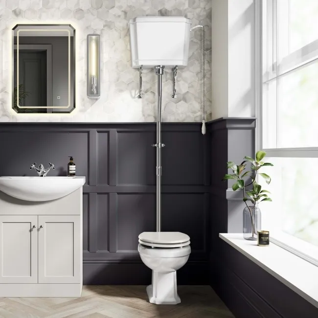 Hudson Traditional Toilet With High-Level Cistern and Cotton White Wooden Seat