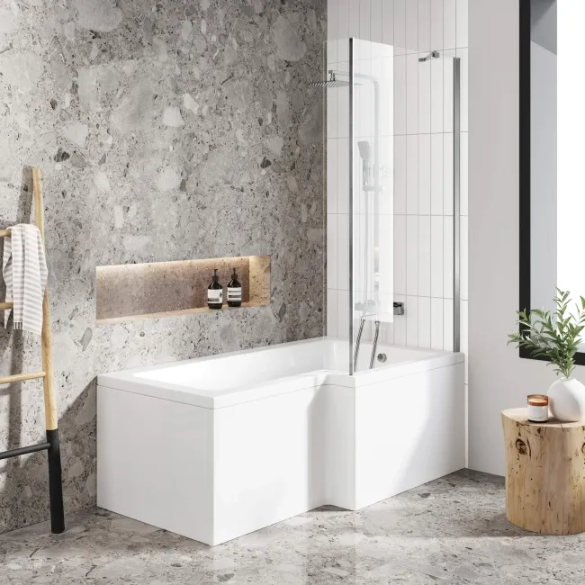 L Shaped 1500 Shower Bath with Front Panel & 4mm Fixed Screen - Right Handed