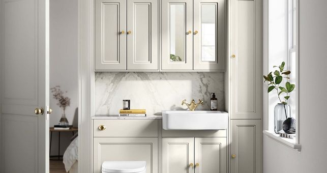 What Furniture Should be in a Bathroom?