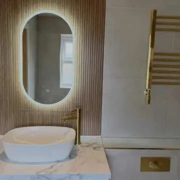 Barcelona Brushed Brass Straight Heated Towel Rail 650x400mm