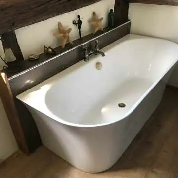 Camden 1700mm Curved Back To Wall Bath