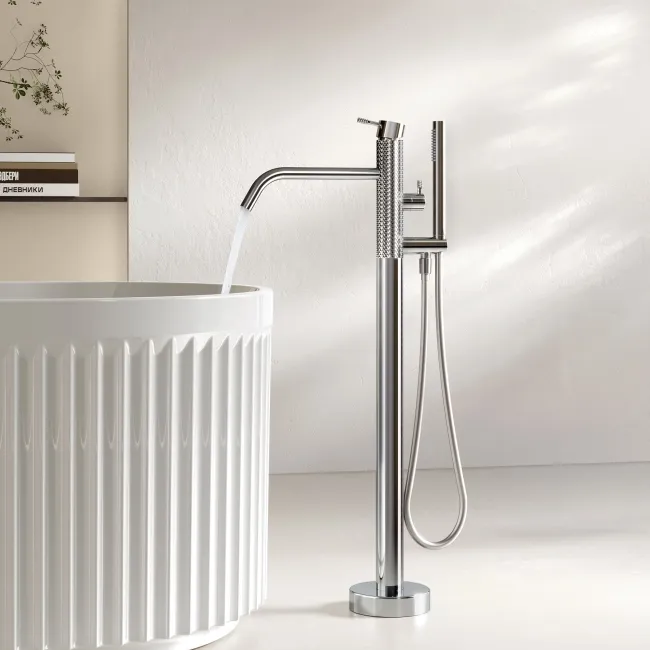 Suir Chrome Freestanding Bath Shower Mixer Tap with Knurled Detailing