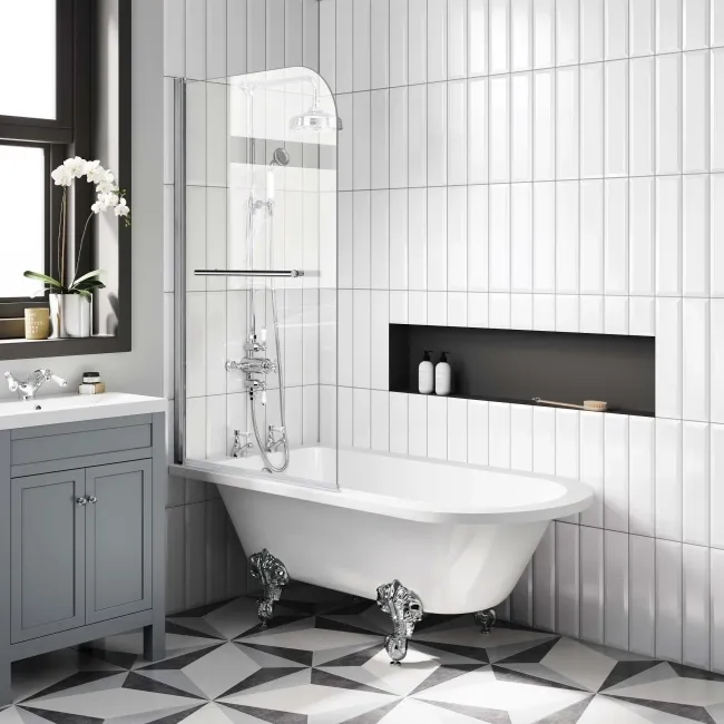 Abingdon 1500 Roll Top Shower Bath - Chrome Ball Feet & 6mm Easy Clean Screen With Rail