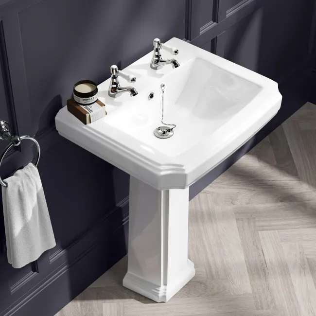 Hudson Traditional Low-Level Toilet With Cashmere Pink Seat & Pedestal Basin - Double Tap Hole