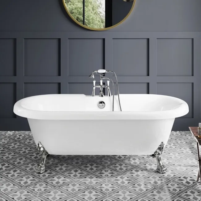 Grosvenor 1800mm Roll Top Bath - Chrome Claw Feet