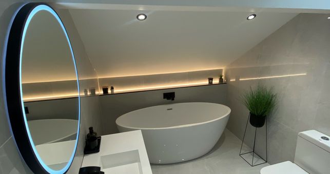 Louise Created her Stunning Bathroom with Our Islington Bath and Hamburg Shower Enclosure