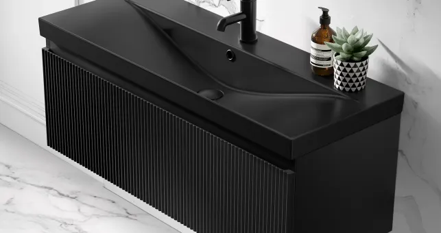 How to Clean Black Bathroom Fixtures Like a Pro