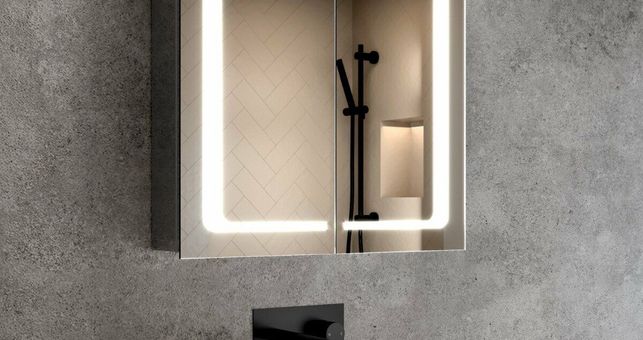 How to Deal with Bathroom Condensation: Causes, Problems &amp; Prevention