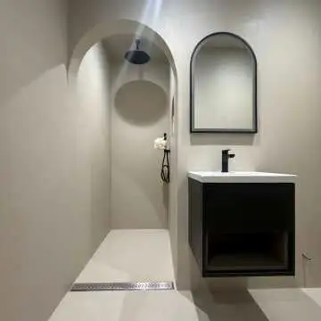 Maya Black Framed Arched Illuminated LED Mirror 750x500mm