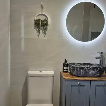 Grace Battery Powered Illuminated LED Mirror 600mm