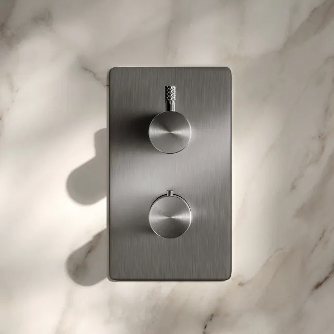Suir Premium Brushed Gunmetal Round Thermostatic Shower Valve with Knurled Detailing - 3 Outlet