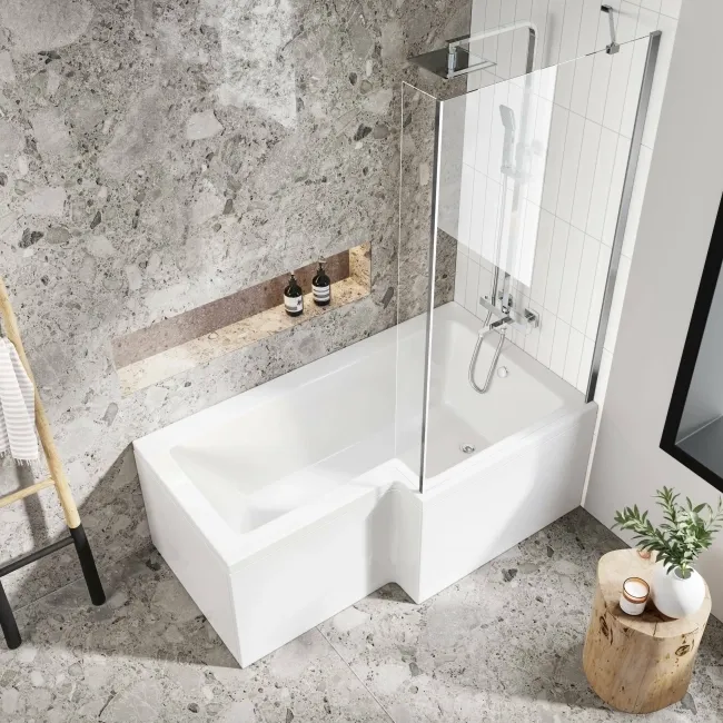 L Shaped 1500 Shower Bath with Front Panel & 4mm Fixed Screen - Right Handed