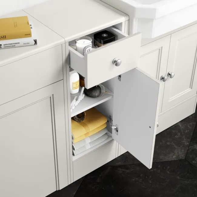 Monaco Cotton White Combination Vanity Traditional Basin and Kansas Toilet with Wooden Seat 1500mm
