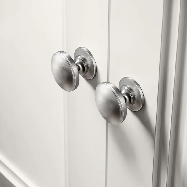 Cotton White Wall Hung Cabinet 700x600mm
