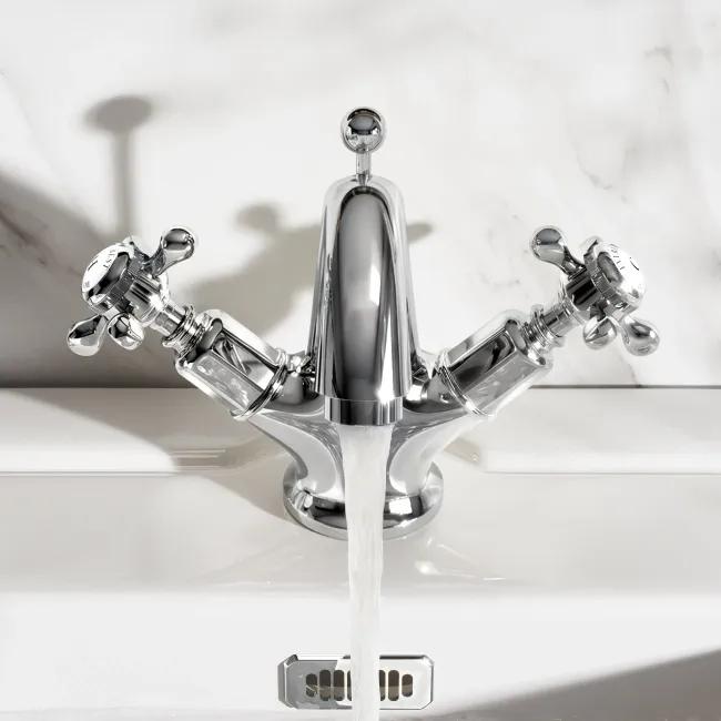 Avoca Traditional Chrome Basin Mixer Tap & Pop-Up Waste