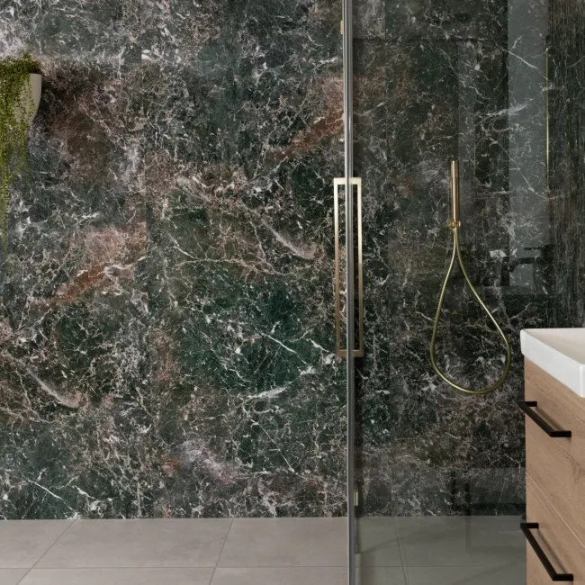 Trepanel Aqua Luxe® Green Dramatic Marble Effect Embossed Gloss SPC XXL Wall Panel