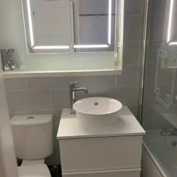 Haisley Illuminated LED Mirror Cabinet With BLUETOOTH Speaker 600x800mm