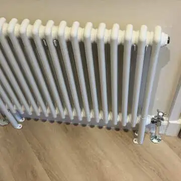 Chrome Angled Traditional Manual Radiator Valves (Pair) Standard 15mm