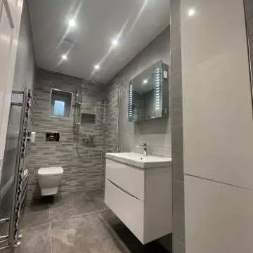 Austin Gloss White Wall Hung Basin Drawer Vanity 800mm