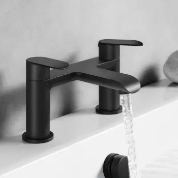 Tay Matt Black Bath Filler
