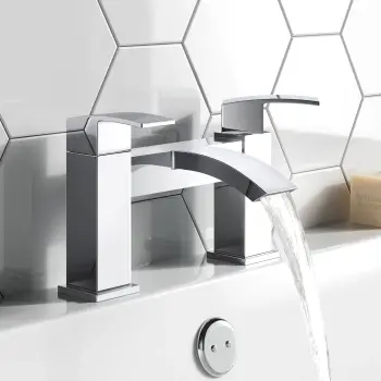 Brora Chrome Bath Filler