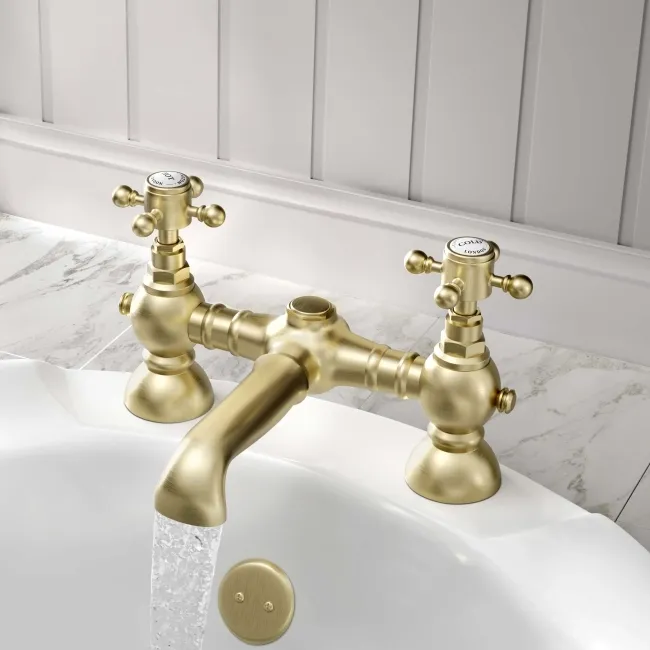 Tweed Traditional Brushed Brass Bath Filler