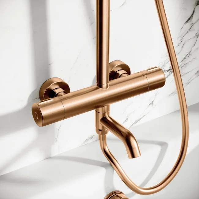 Derry Brushed Copper Round Shower with Bath Filler