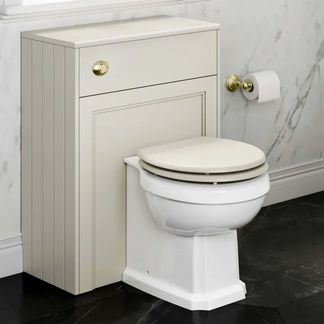 Hudson Traditional Chalk White Wooden Soft Close Seat with Brushed Brass Hinges