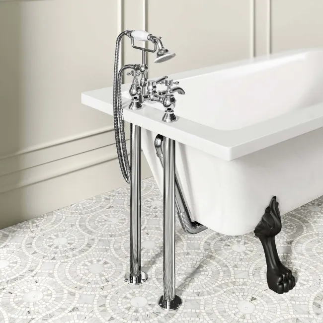 Abingdon 1700mm Single Ended Roll Top Bath - Black Feet