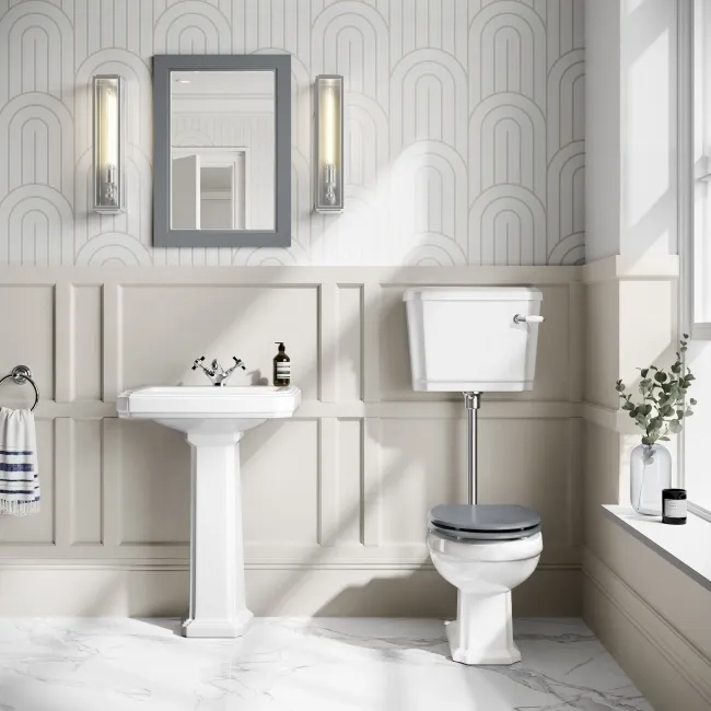 Hudson Traditional Low-Level Toilet With Dove Grey Seat & Pedestal Basin - Single Tap Hole