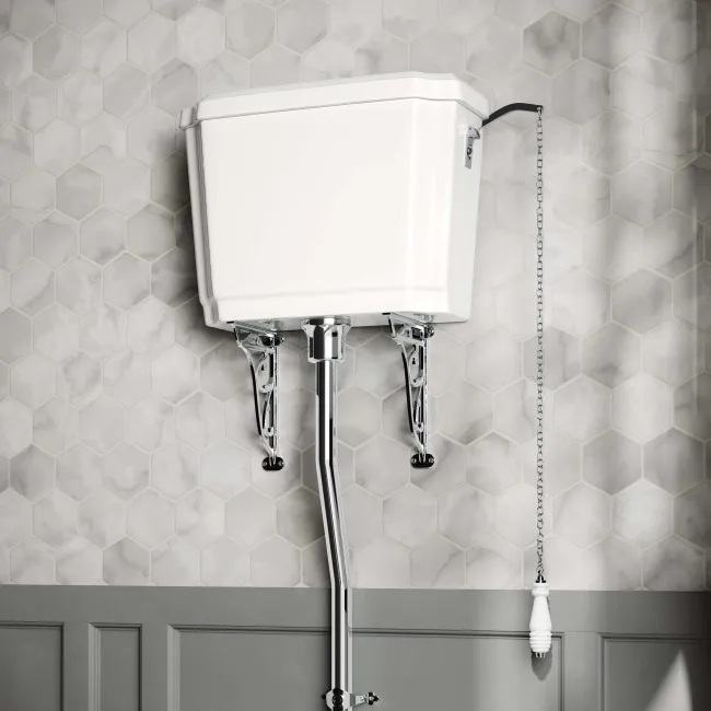 Hudson Traditional Toilet With High-Level Cistern and Chalk White Wooden Seat