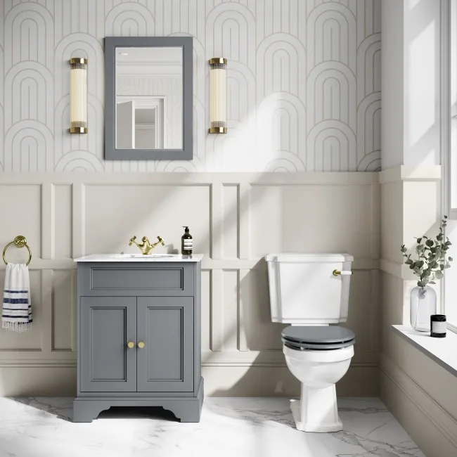 Hudson Traditional Close Coupled Toilet With Dove Grey Wooden Seat - Brushed Brass Lever