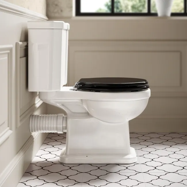 Enid Traditional Close Coupled Toilet With Gloss Black Wooden Seat
