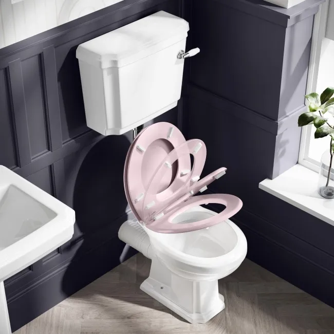 Hudson Traditional Low-Level Toilet With Cashmere Pink Seat & Pedestal Basin - Double Tap Hole